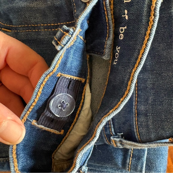 Primary SET OF 2 Slim Jeans Size 6, NEW - Picture 2 of 4